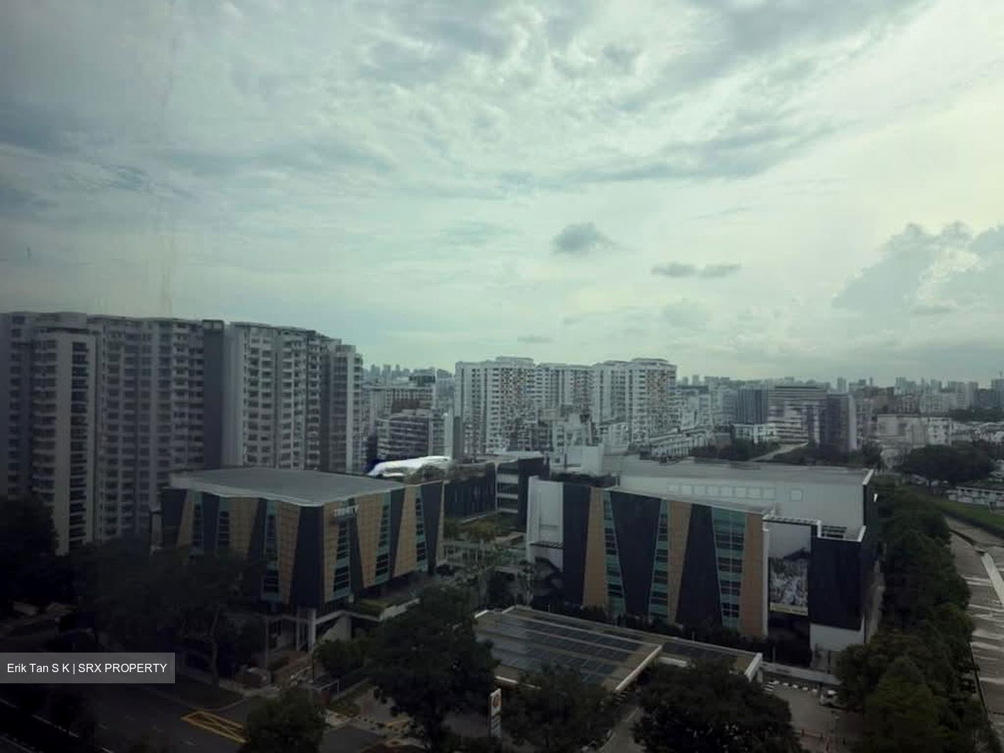 Oxley Bizhub (D14), Factory #578512351